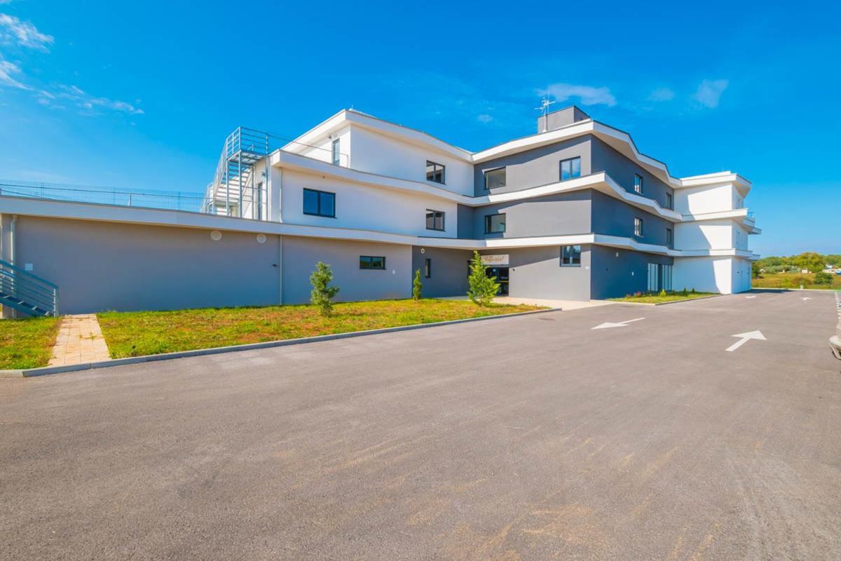 Hotel Delfin Lanterna Тар Экстерьер фото